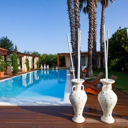 Spaziosa Villa Con Piscina E Giardino, Polignano A Mare Dış mekan fotoğraf