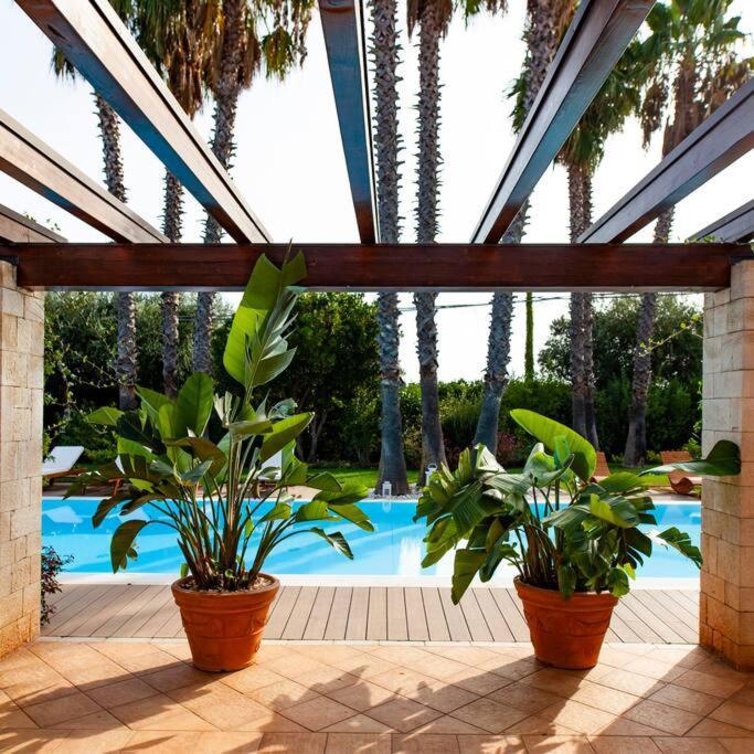 Spaziosa Villa Con Piscina E Giardino, Polignano A Mare Dış mekan fotoğraf